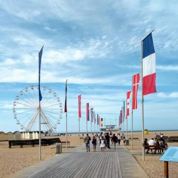 Appartement Ouistreham Proche Centre Et Plage Exterior foto